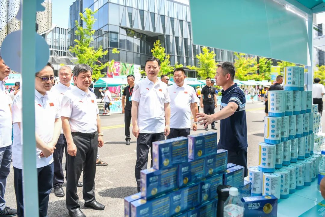 “虹桥新动力，青浦616”，健效达健康科普风潮席卷虹桥青浦，共筑健康新篇章(图3)